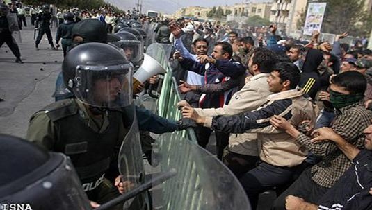 گرانی بازاڕ بووە هۆی خۆپیشاندانێكی گەورە لە تاران